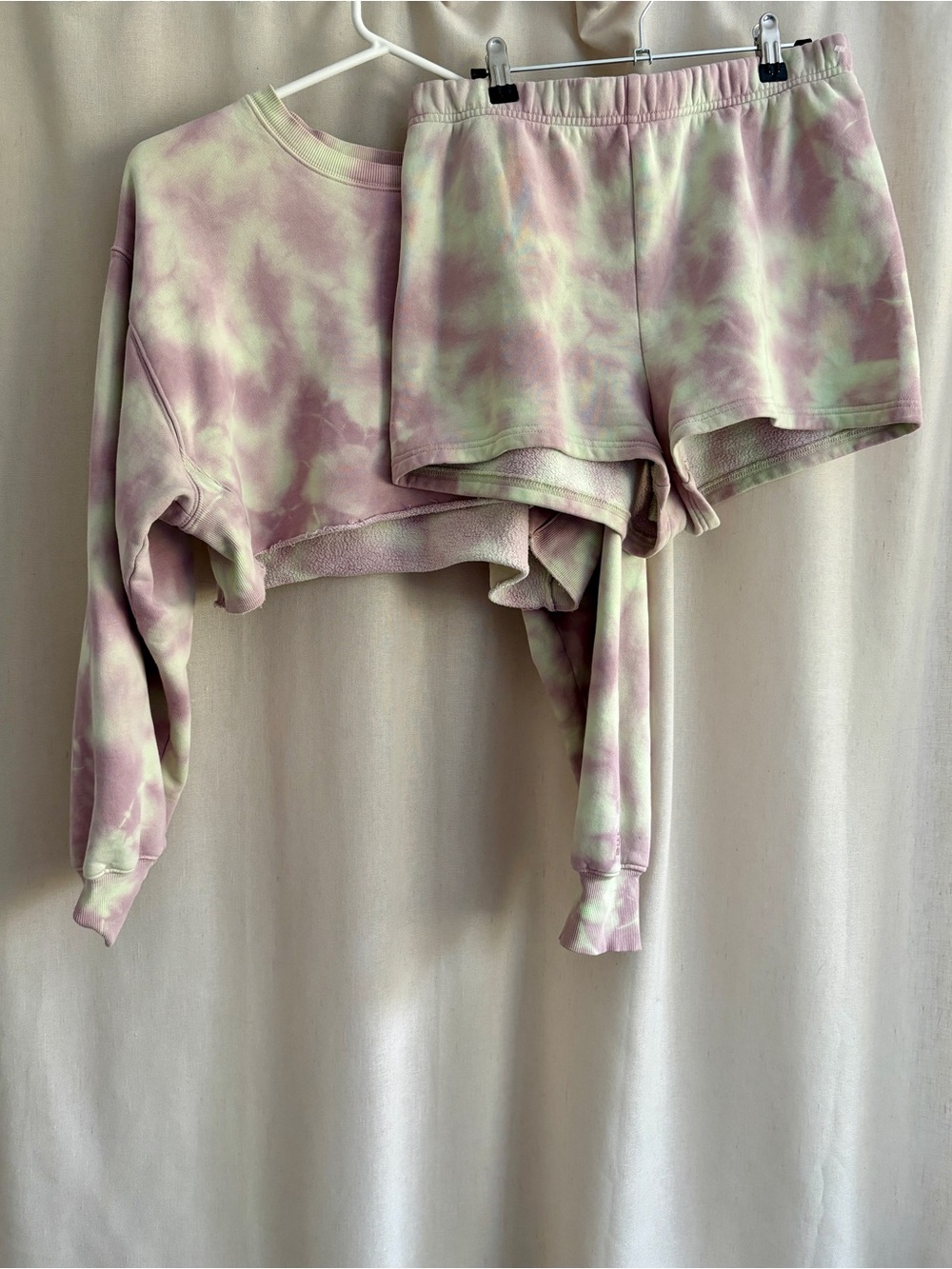 TNA Tie-Dye Cropped Sweatsuit Set — Top Size 1 / Shorts M